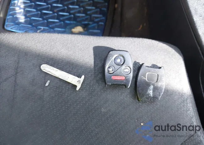 19XFB2F53DE005077: 42483655