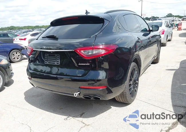 ZN661XUAXKX323919: 42484880