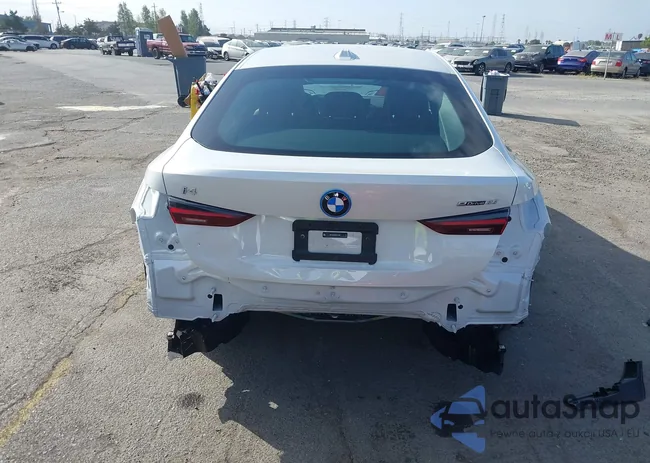 WBY43AW08RFT12002: 42485146