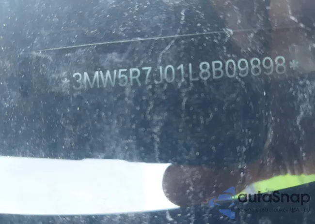 3MW5R7J01L8B09898: 42484534