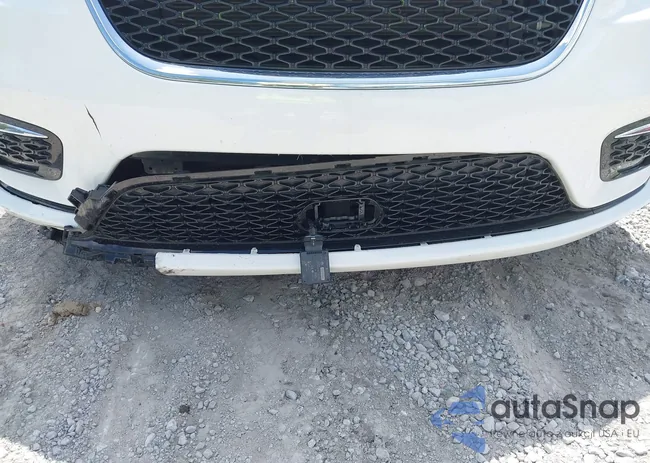 2C4RC1FG6PR561408: 42484631