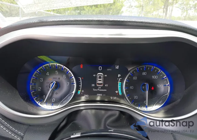 2C4RC1FG6PR561408: 42484631