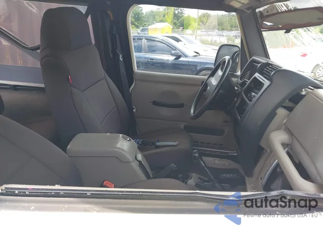 1J4FA44S65P368475: 42484636