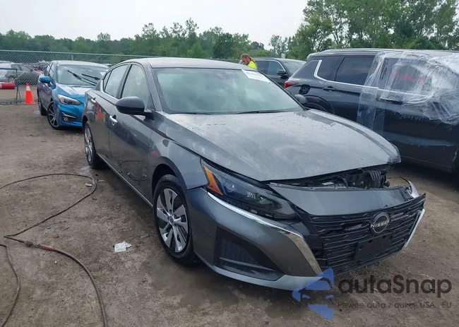 1N4BL4BV9RN372989: 42486059