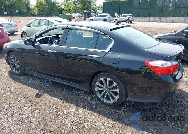 1HGCR3F81FA023812: 42487241