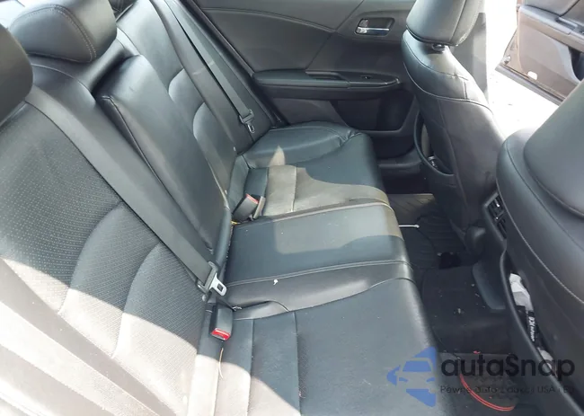 1HGCR3F81FA023812: 42487241