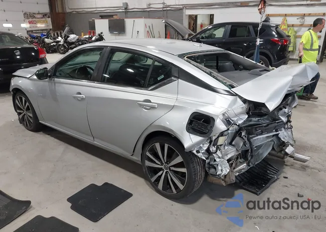 1N4BL4CV8LC201829: 42487276