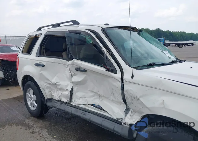 1FMCU0D76AKC06384: 42486405