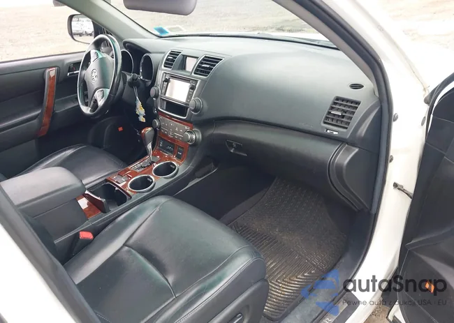 5TDDK3EH9DS266387: 42486511