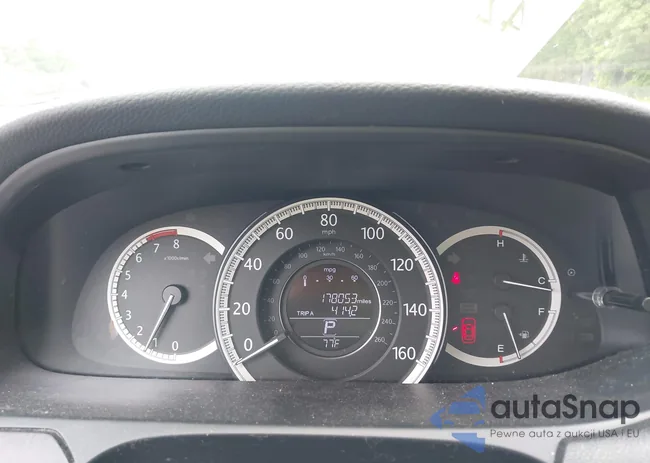 1HGCR2F88FA044814: 42486552