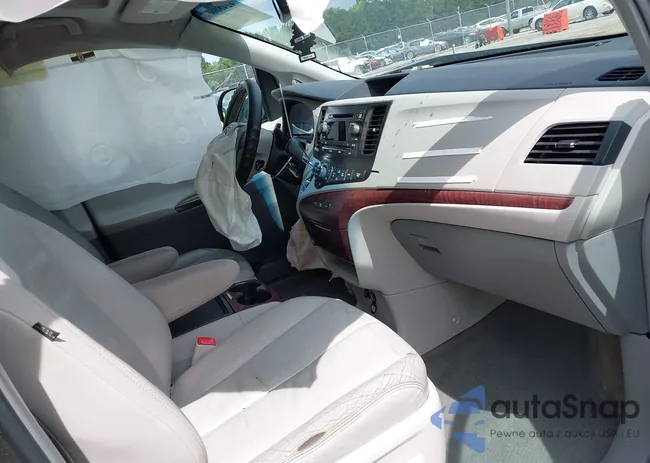 5TDYK3DC8DS310323: 42486664