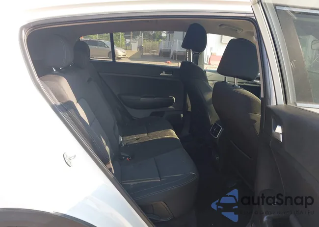 KNDPMCAC6L7800293: 42487851