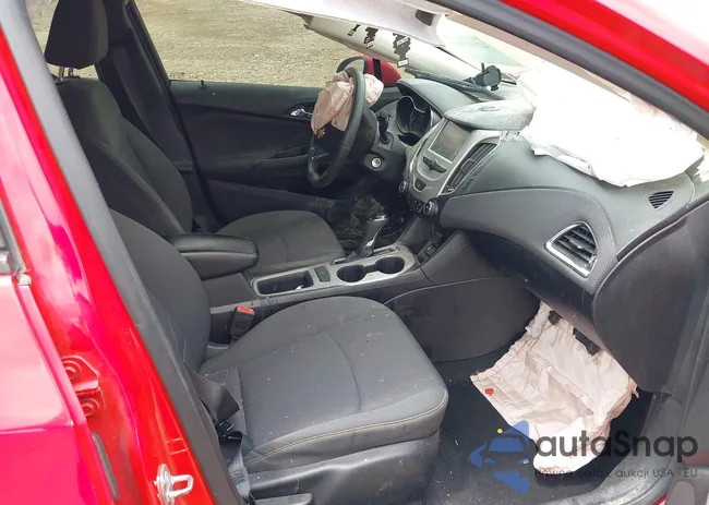 1G1BC5SM2J7237930: 42487948