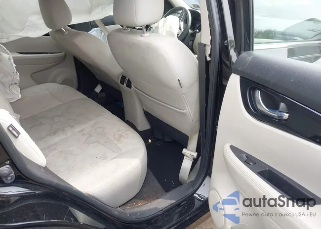 JN1BJ1CW8LW645902: 42487973