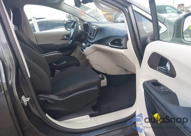 2C4RC1CG5PR547892: 42488063