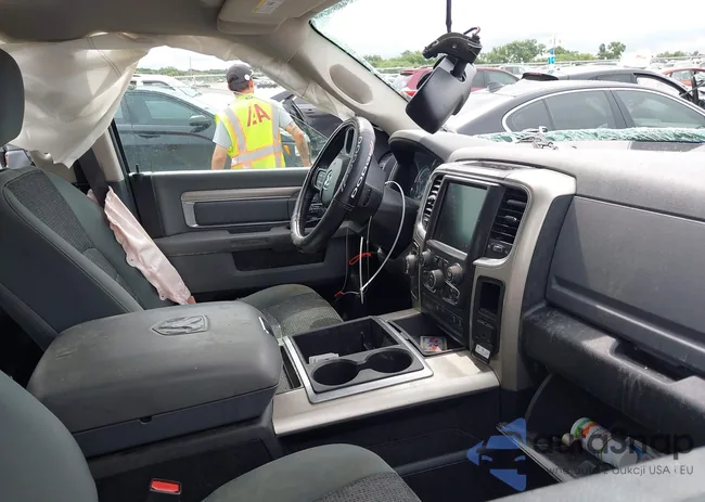 1C6RR7LM4FS718403: 42488066