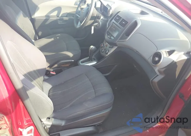 1G1JC6SG6D4149139: 42488141