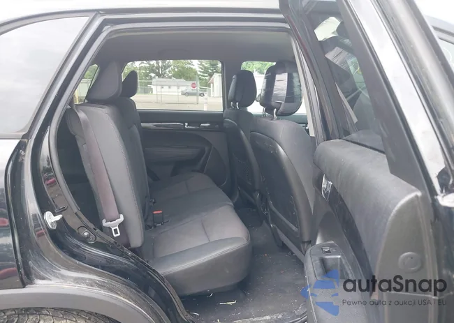 5XYKT3A12BG004797: 42488150