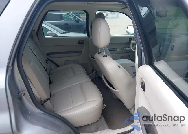 1FMCU49H68KC63297: 42488181