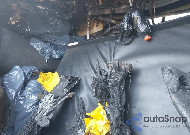 WD4FE8CDXGP311502: 42488207