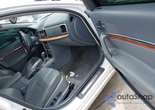 3LNHL2GC0AR626523: 42488220