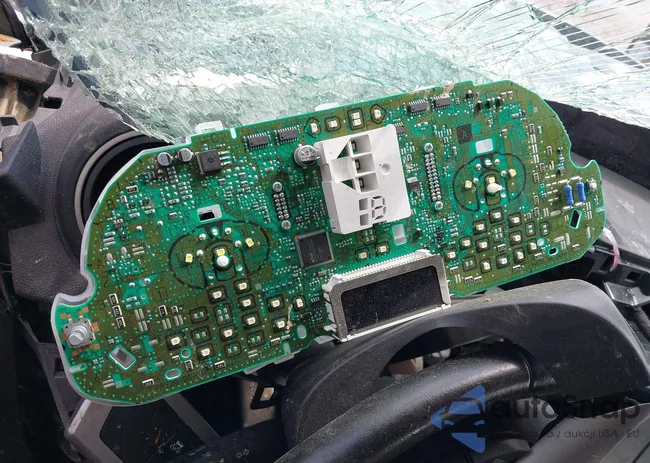 JM1BL1L78C1581132: 42488266