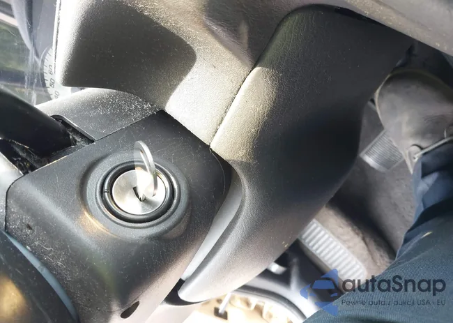 1B3EJ46C9YN220653: 42487318