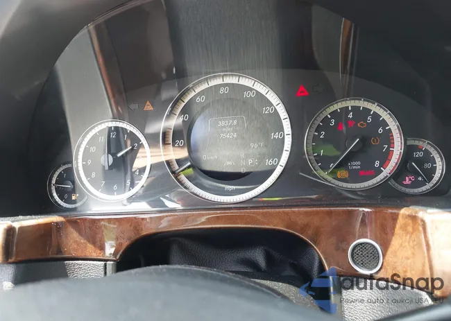 WDDHF8JB8DA746587: 42487345