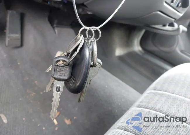 2G4WS52J751145342: 42487371