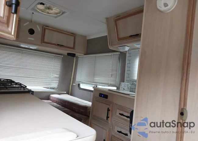 JT5VN94T0M0021416: 42487441