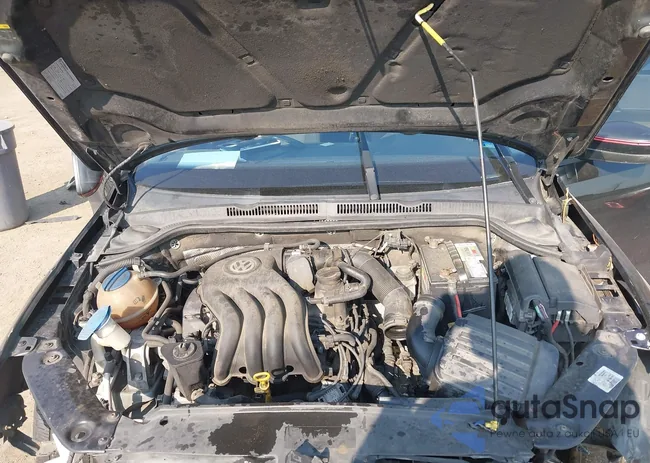 3VW2K7AJ3FM232825: 42487540