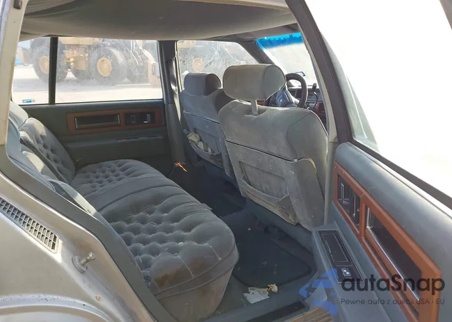 1G6DW51Y7H9736011: 42487701