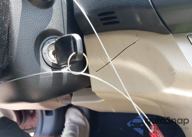 1HGCR2F33DA122823: 42488769