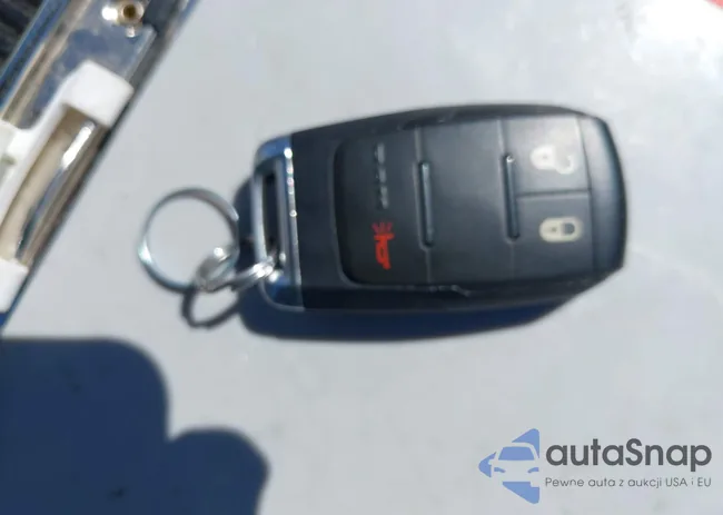 3C6UR5HL2PG614435: 42488902