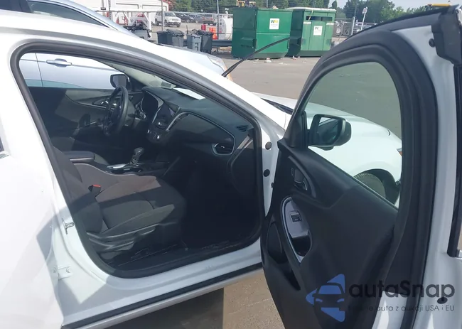 1G1ZD5ST2RF226088: 42488925