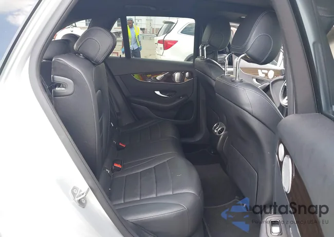 WDC0G8EB0LF672687: 42488950