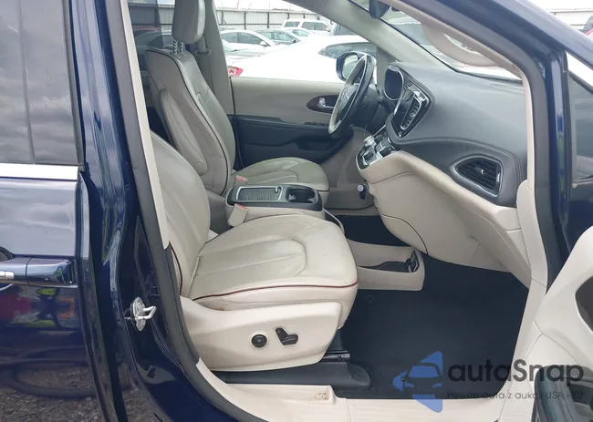 2C4RC1GG5JR234519: 42488995