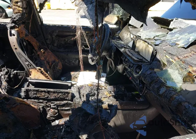 W1N4N4HB1NJ373557: 42489037