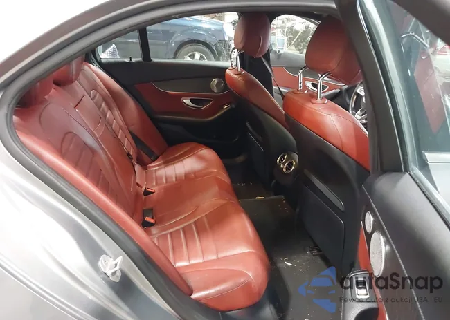 55SWF4JB0FU068422: 42489100