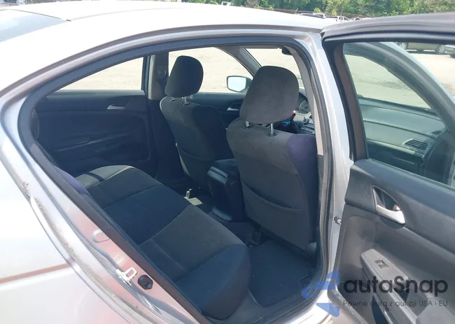 1HGCP2F34AA182255: 42489290