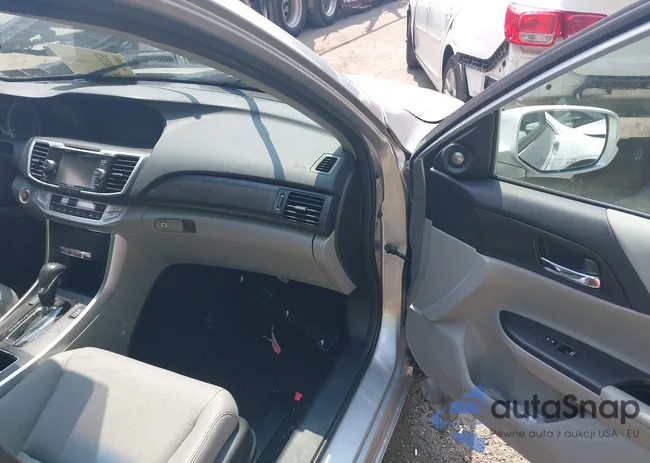 1HGCR2F83DA210170: 42488315