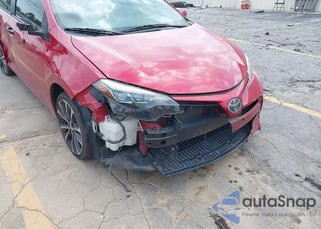 2T1BURHE3JC015570: 42488518