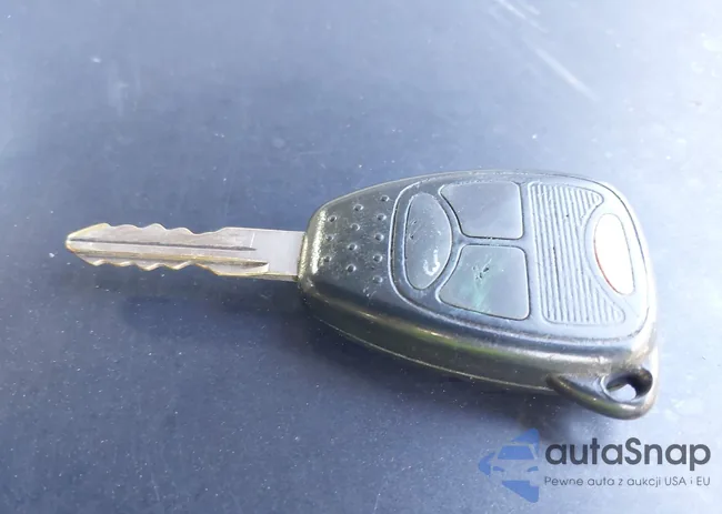 1C3CCBBG0DN678058: 42488547