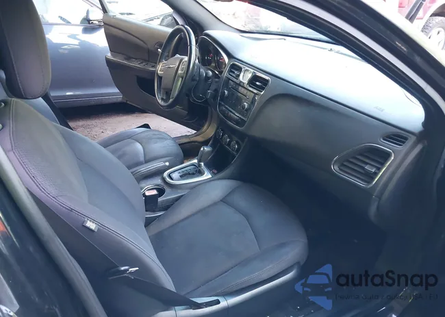 1C3CCBBG0DN678058: 42488547