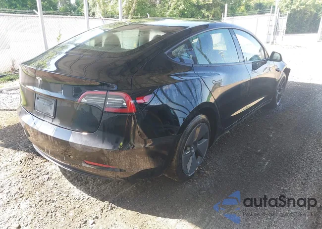 5YJ3E1EAXPF678417: 42488568