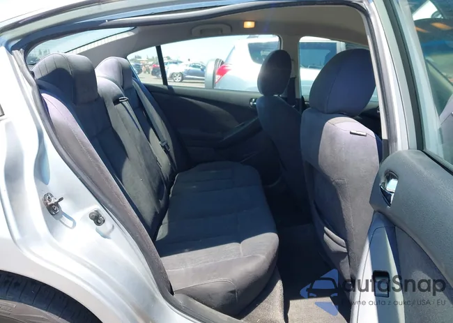 1N4CL2AP2AC111649: 42489946