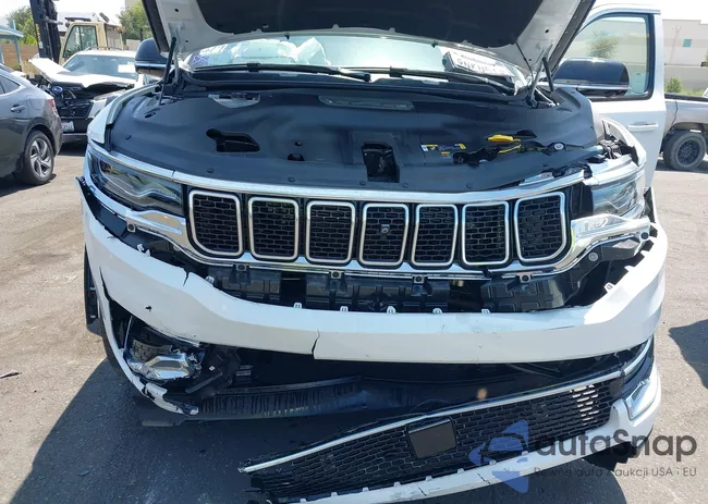 1C4SJUAP9RS110913: 42490018