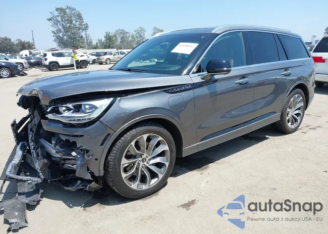 5LMYJ8XY2PNL03040: 42490032