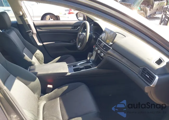 1HGCV1F1XKA107138: 42489366