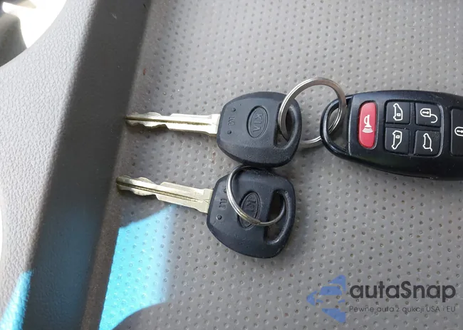 KNDMH4C33A6327806: 42489461